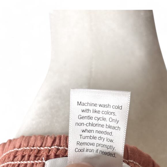 Nine West Twist Front Puff Sleeve Top Dusty Rose Medium - Picture 10 of 10